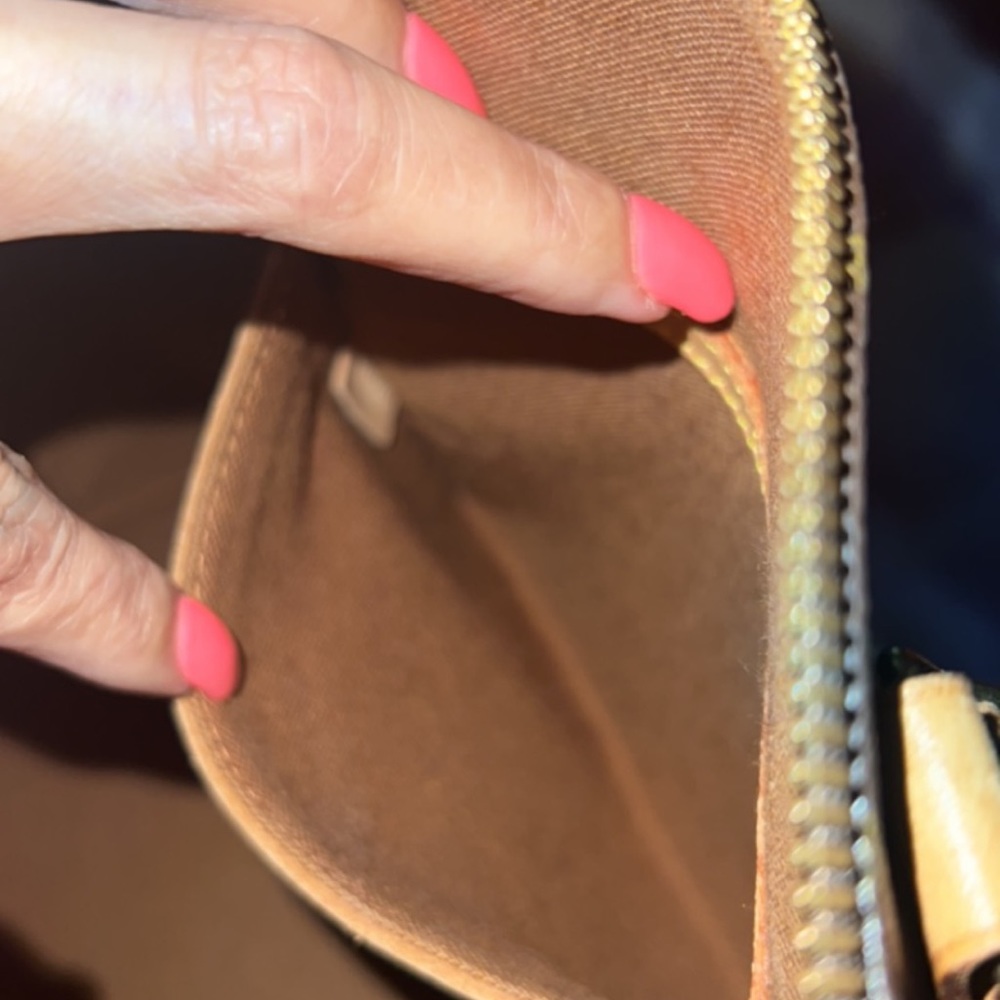 Lv Monogram Alma. Serial / Date Code: Ba0946 - image 2